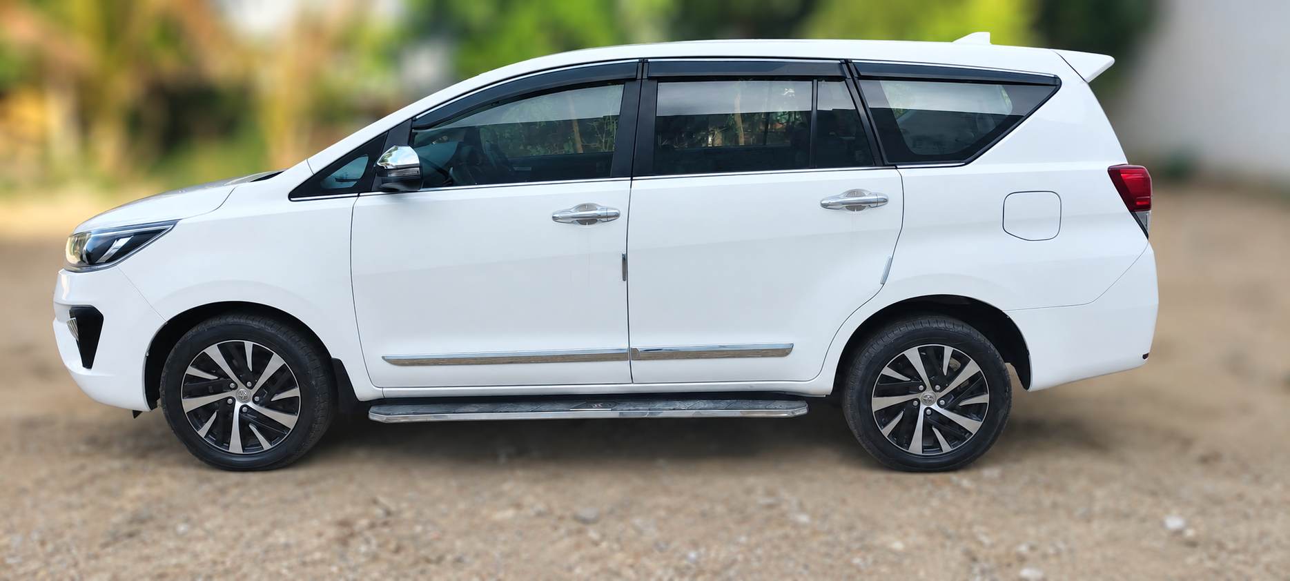 2022 Toyota Innova Crysta ZX